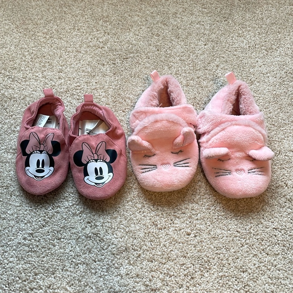 Toddler slippers size 8